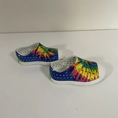 Zapatos Nativos Niños Jefferson Niños Zapatos Impermeables C6 Arco Iris/Tinte de Tinte Foto 1 de 4