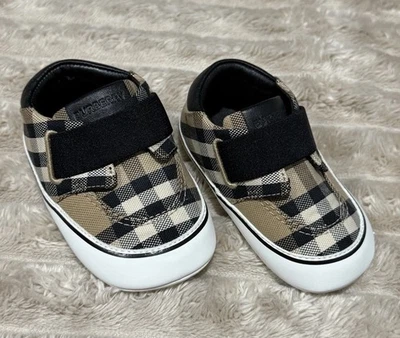 BurberryBoys' Romeo Vintage Check Crib Shoe Sneakers - Baby size 19 - Image 1 of 4