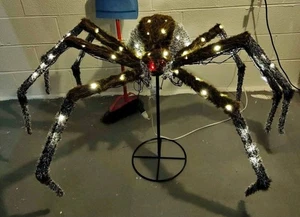Halloween GRANDE 42" Animado Tamaño Natural Animatronic Prop Creeper Araña Gigante - Imagen 1 de 2