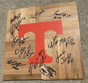 2007-08 TENNESSEE VOLS Team SIGNED Floor VOLUNTEERS BASKETBALL - Picture 1 of 1