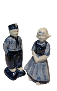 Vintage Delft Salt And Pepper Shaker Set Dutch Couple Signed READ Description  - Afbeelding 1 van 10