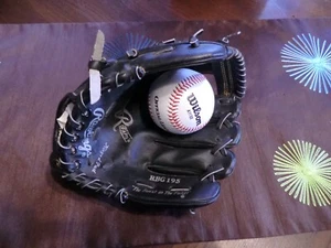 RAWLINGS RBG 195 Youth Baseball Glove 9 Inch for Right-Hand Throw with baseball - Picture 1 of 5