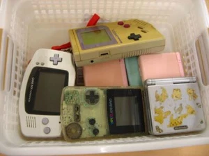 Junk Nintendo GameBoy Color 4 GBA 4 Set Console USED - Picture 1 of 1