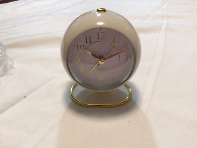 Analog Alarm Clocks,Backlight Cute Simple Design Small Desk Clock with Night ... - Image 1 of 4