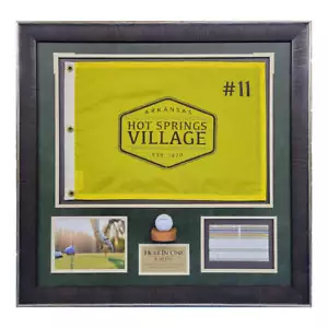 Hole In One Display With Custom Pin Flag & Golf Ball Platform - Picture 1 of 1