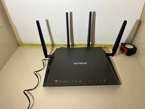 Routeur WiFi intelligent Netgear Nighthawk X4S AC2600 modèle R7800, non testé - Photo 1/8