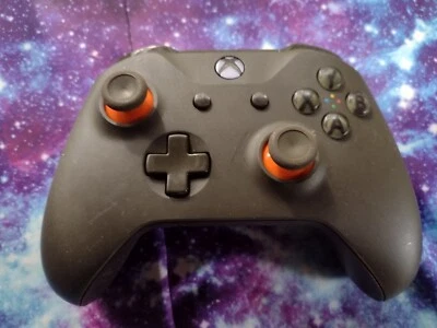 Controlador Inalámbrico Microsoft Xbox One/Xbox Serie X Naranja ¡Salillos Resaltados! Foto 1 de 4
