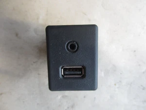 20868798 AUX-USB-BUCHSE ANSCHLUSS OPEL ZAFIRA C TOURER (P12) 10.2011-2016 - Bild 1 von 6