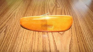 MAZDA PROTEGE5 PROTEGE 5 FRONT SIDE MARKER LIGHT LH 2002 2003 OEM DRIVER - Picture 1 of 2