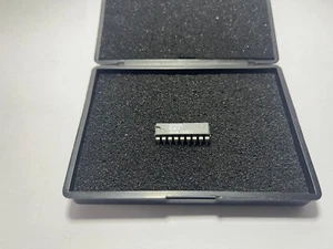 M6242B OKI DIRECT BUS CONNECTED CMOS REAL TIME CLOCK/CALENDAR 18DIP - Picture 1 of 1