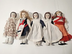 Lote vintage de 5 muñecas niña mujer porcelana y tela 7-8 pulgadas - Imagen 1 de 14