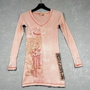 The People of the Labyrinths Shirt Womens Size Small Pink Long Sleeve Graphic - Picture 1 of 12