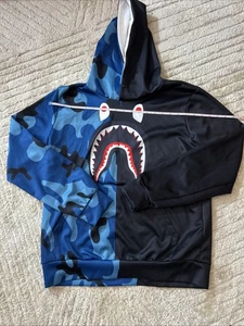 Shark blue camo Shark Hoodie Size M Blue Camo & Solid Black - Picture 1 of 12