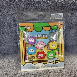 Disney 7 Pin Booster Pack Set Puffles Club Penguin New In Package Set Authentic - Picture 1 of 5