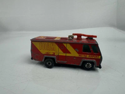 Vintage 1980 Matchbox Command Vehicle Foam Unit 3 Metro Airport Car Toy - Image 1 of 4