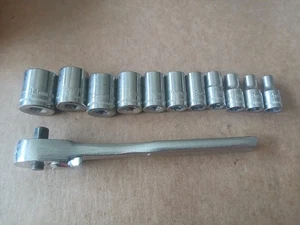 CRAFTSMAN RATCHET & 11 pc SOCKET SET METRIC - Picture 1 of 13
