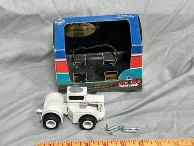 Tractor Big Bud KT525 KT 525 4x4 Martin Fast 1:64 nuevo en caja metal 1976 dañado Foto 1 de 4