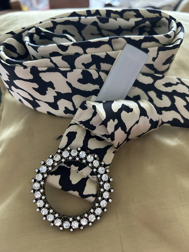 J.Crew Elegante Cinturón Estampado Seda Hebilla Estrás Negro Plata ELEGANTE M/L NUEVO Foto 1 de 4