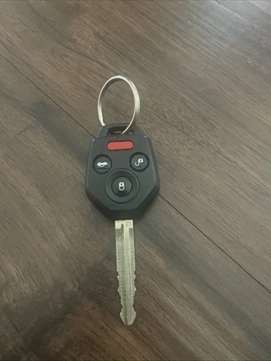 OEM SUBARU LOGO Keyless Entry Remote KEY FOB CWTWB1U811 - Image 1 of 3
