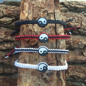 YIN YANG BRACELET YINYANG SYMBOL MACRAME BRACELET BOHO HIPPY ADJUSTABLE UK - Picture 1 of 6