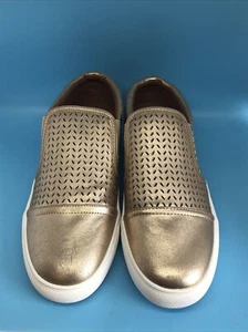 Zapatillas Steve Madden Addie doradas talla 8 - Imagen 1 de 3