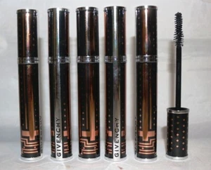 Máscara Givenchy Noir Couture Volumen 1 Negra - Imagen 1 de 1