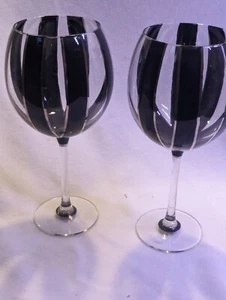 Vertical Stripe Marc Blackwell Glasses (2) Wine Pattern MBYVESPP - Picture 1 of 5