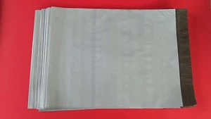 80 BRIEFTASCHEN 12 x 15 und 10 x 13 KUNSTSTOFF WEISSE UMSCHLÄGE - Bild 1 von 1