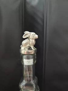 Cute Sitting Bunny Rabbit Pewter & Rubber Wine Bottle Stopper - Picture 1 of 5