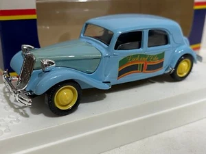 *1 SOLIDO citroen Traction 15 cv color LOOK AND LIKE 1:43 Diecast coche metal - Imagen 1 de 8