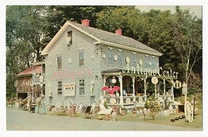 Antique Center, West Springfield, Massachusetts - Bild 1 von 2