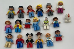19 Lego Duplo Disney Figuren Mickey, Woody, Buzz & andere Figuren - Bild 1 von 8