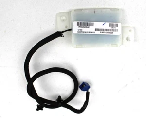 2011 - 2014 Chrysler 200 Antenna Remote Starter Computer P05026236AB - Picture 1 of 6