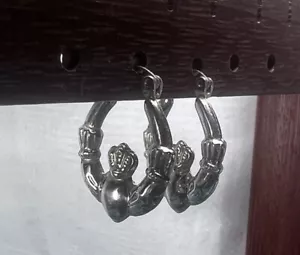 Vintage Sterlingsilber - IRISCH CLADDAGH Herz in der Hand Ohrringe SS478 - Bild 1 von 6