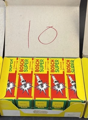 NOS Box of 10 PCS Bosch Super Spark Plugs W6DC 7594 176-9025 Cu-electrode VA5 - Image 1 of 4