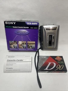 Grabadora de casete estéreo Sony TCS-60DV - Funciona muy bien - Imagen 1 de 10