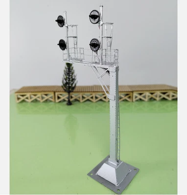 1 x HO scale searchlight cantilever signal tower brass 3-colors 2 tracks #CS22 - Image 1 of 4