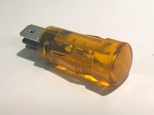GOOD QUALITY 240V 12MM PUSH FIT PANEL NEON MAINS LAMP ORANGE (X1) ac1f2 - Picture 1 of 3