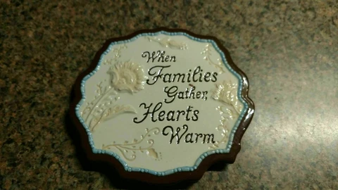 VINTAGE CERAMIC When Families Gather Hearts Warm Table or Wall Hanging Decor Cover