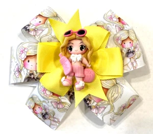 Beautiful Summertime (Off to the Beach) Inspired Hair Bow for girls. - Picture 1 of 3