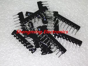 20PCS A09-471J 9A471J 470 Ohm Passo 5% 2.54MM 9Pin Resistenza Array di Rete - Foto 1 di 1