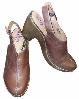 CLARKS INDIGO SLING-BACK LEATHER PLATFORM HEELS....SIZE 9.5 M....EX. CONDITION - Image 1 of 4