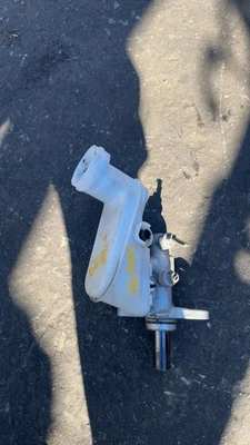 16-22 HONDA PILOT BRAKE MASTER CYLINDER USED OEM - Image 1 of 2