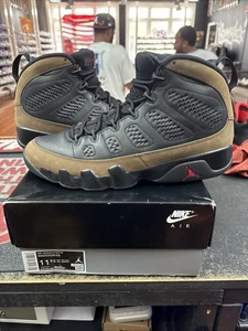 Größe 11,5 - Air Jordan 9 Retro 2024 Olive Gebraucht mit Karton HV4794-030 - Bild 1 von 7