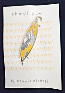 New! Bonnie Bishoff / Feather Shawl Pin - Yellow - Picture 1 of 3