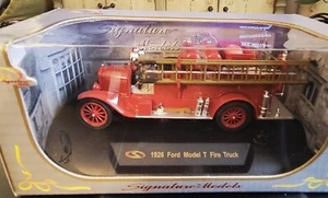 1926 Ford Model T Fire Engine - Signature Models 1/32 Size Diecast Model - Mint - Picture 1 of 3