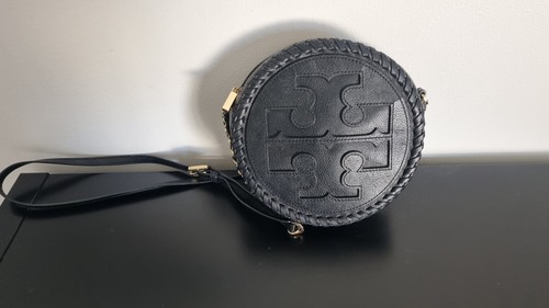 Borsa a mano Tory Burch Marion mensa rotonda in pelle nera con logo tracolla a catena