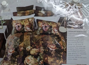 Designer's Guild Minakari Queen Duvet Cover, 2 Standard and 1 Euro Sham (new) - Picture 1 of 2