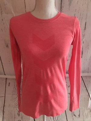 Camisa ajustada sin costuras de nailon elástica coral pequeña GapFit Motion para mujer capa base Foto 1 de 4