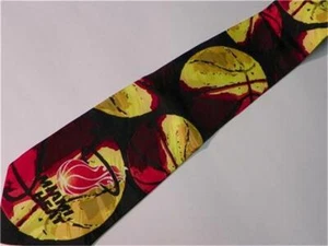 MIAMI HEAT NBA NUEVA CORBATA 100% SEDA POR RALH MARLIN 2279 - Imagen 1 de 1